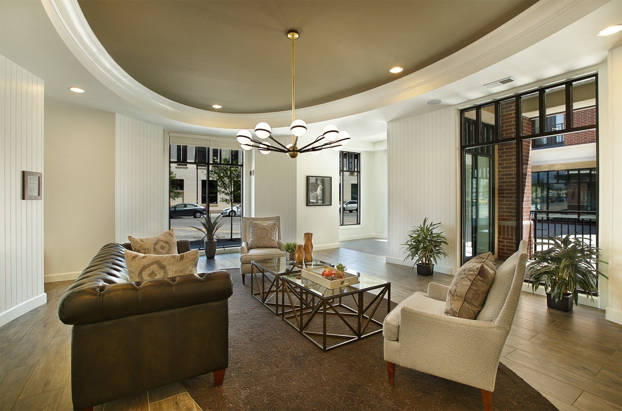 Guest Lobby alt3